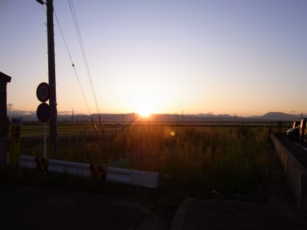 自宅前から日の出の写真